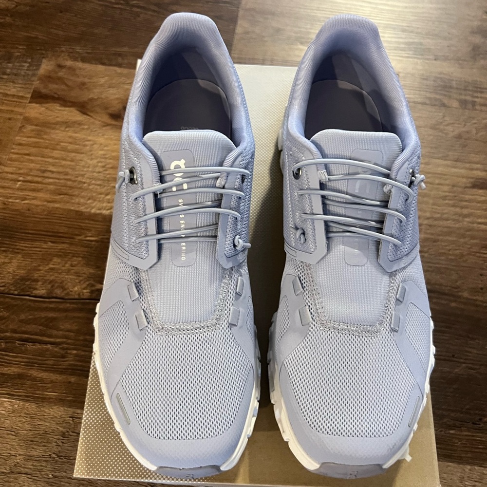 On cloud 6 womens shoes, nimbus/white, size 9.5